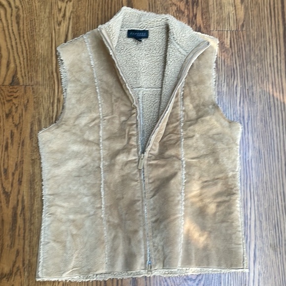 Vintage Suede Vest with Shearling Lining - Picture 2 of 8